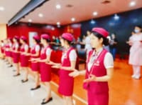 優(yōu)質服務，以“禮”開始，我院護理部、門診部開展禮儀服務培訓