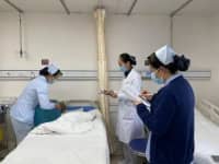 以考促練、以練促學(xué)，鄭州西區(qū)中醫(yī)院護(hù)理部開展護(hù)士長“三基”訓(xùn)練考核